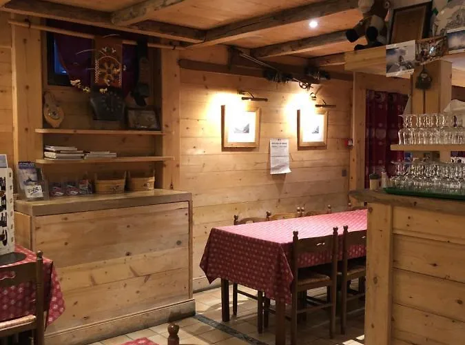 Alpenrose Hostel Chamonix