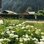 Hostel Alpenrose *