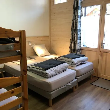 Alpenrose بيت شباب *